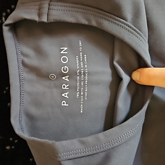 Paragon crop top - Picture 2 of 4